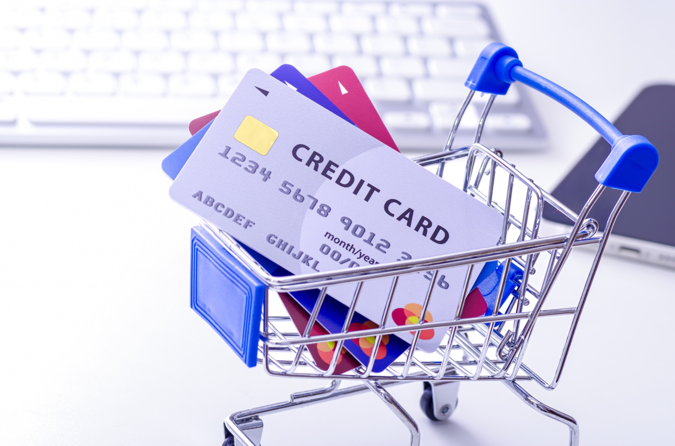 カードの使いすぎを防止