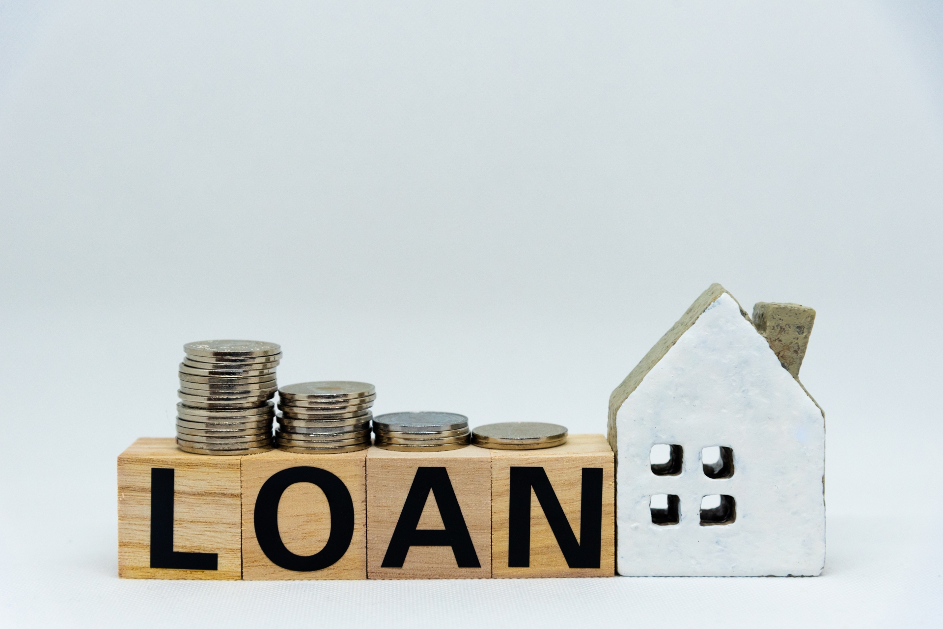 ローン審査がある